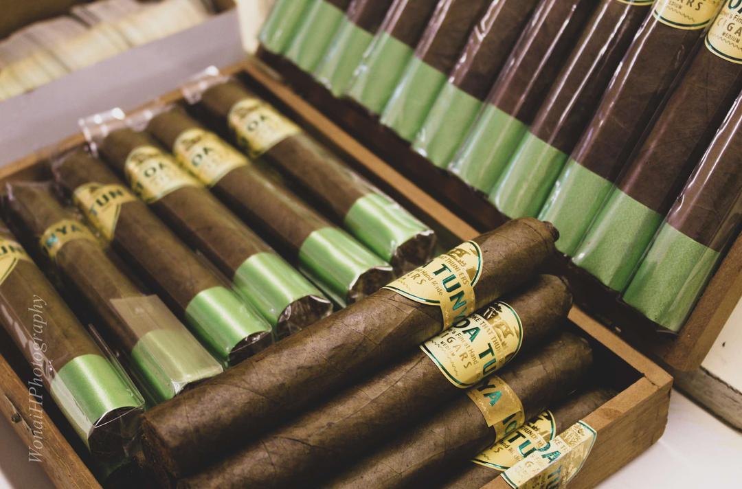 Mosi oa tunya cigars